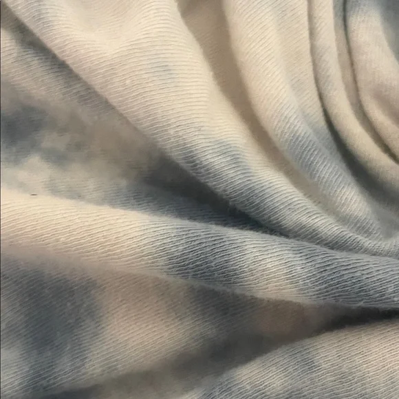 Aeropostale Tie-Dye Blue Tee - Picture 5 of 5